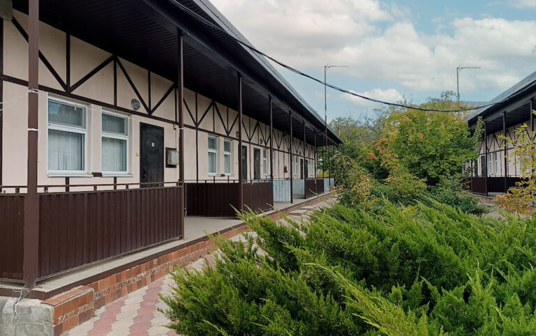 БАЗА ОТДЫХА «ПРИБОЙ», ЕЙСК_Р