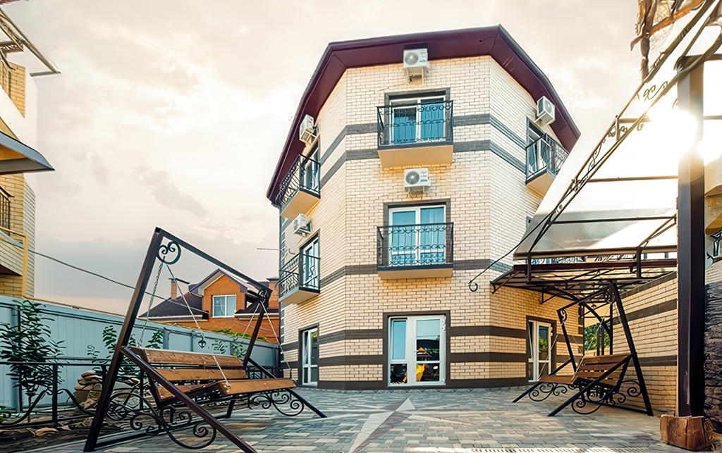 ГОСТЕВОЙ ДОМ «ПРИМОРЕЦ», ЕЙСК_Р