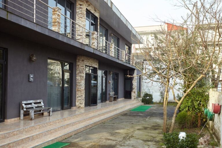 ГОСТЕВОЙ ДОМ «КАЗБЕГИ», КОБУЛЕТИ_КР