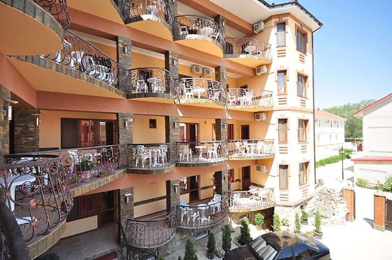 Гостевой дом «У Рузанны», Судак_LT